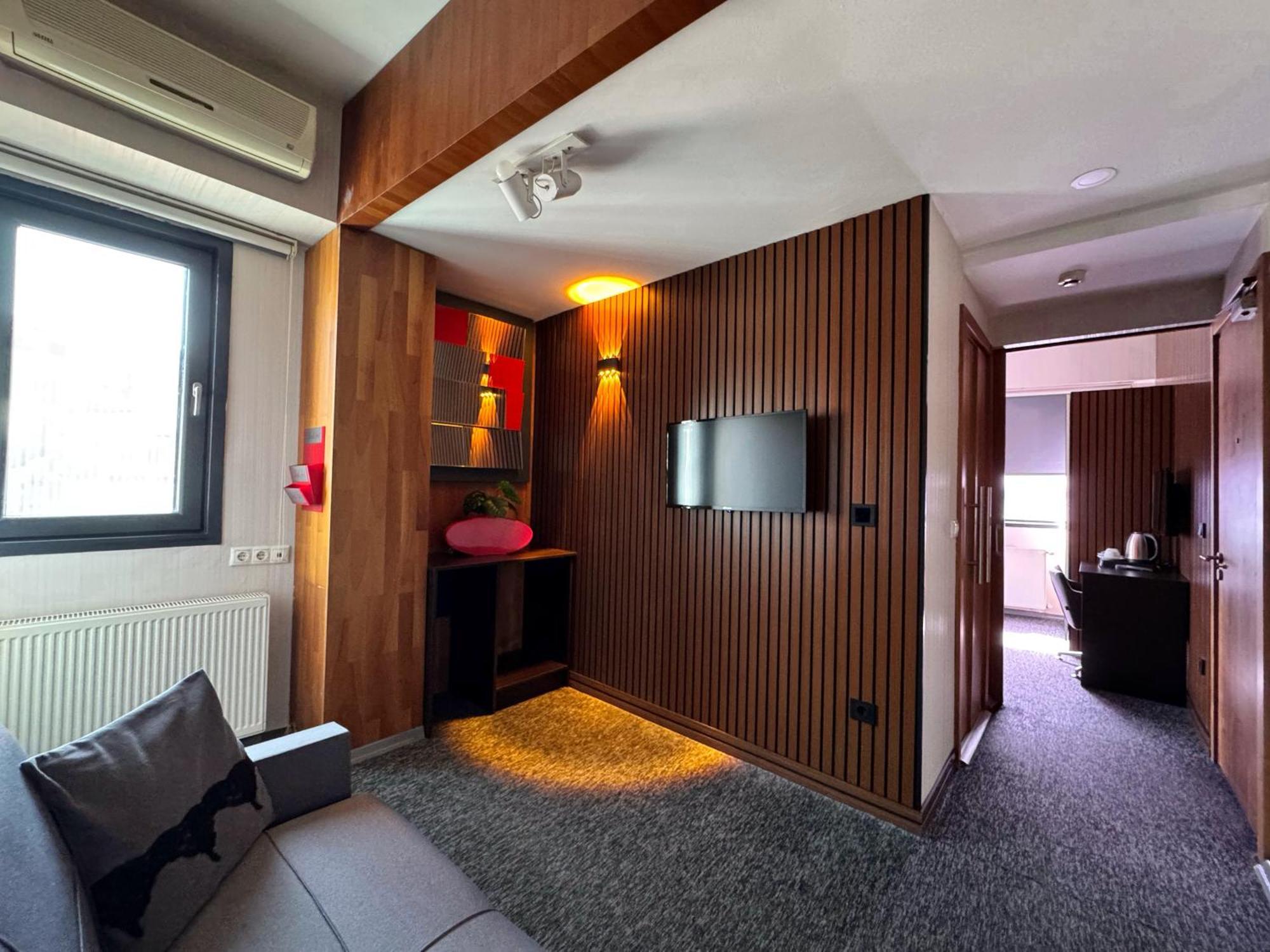 Black Art Otel Istanbul Bagian luar foto
